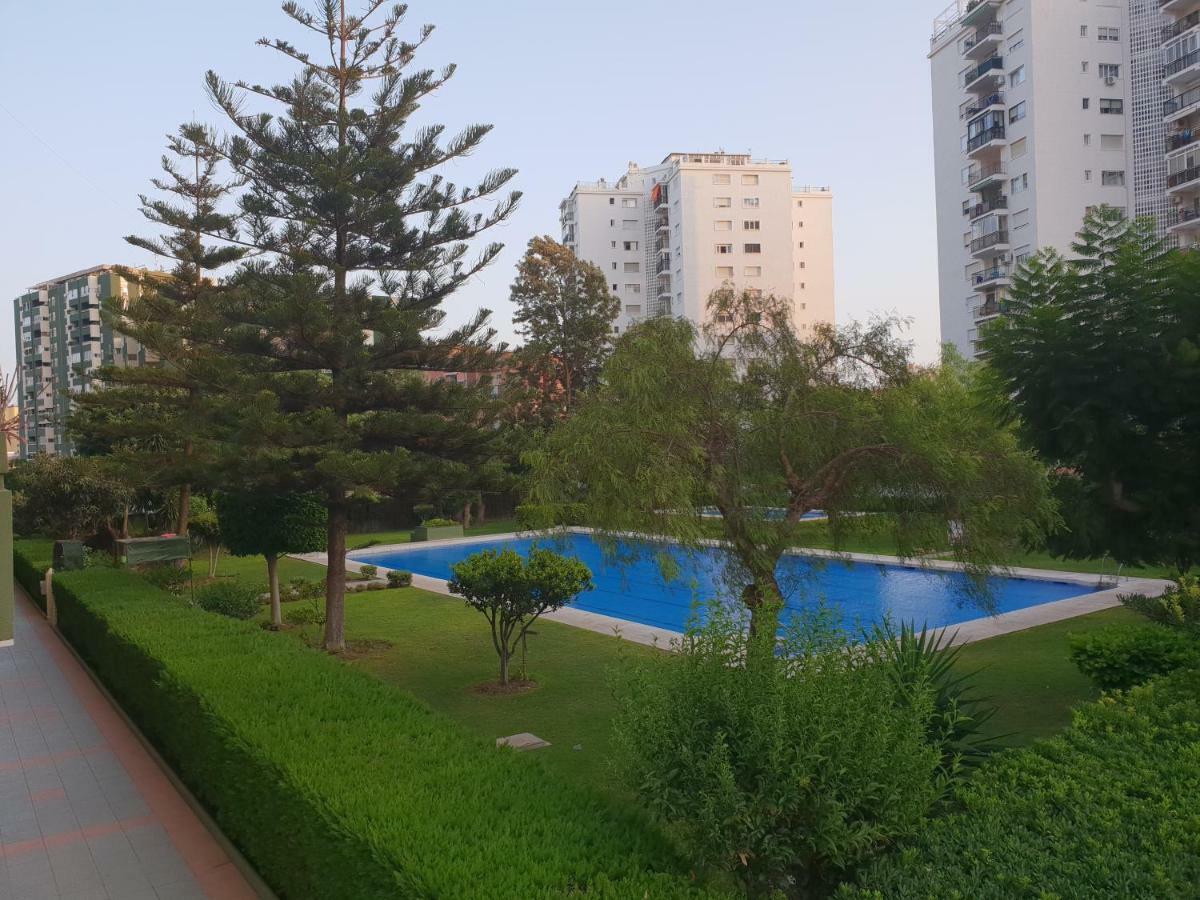 Ferienwohnung Atico Con Gran Terraza Fuengirola Exterior foto