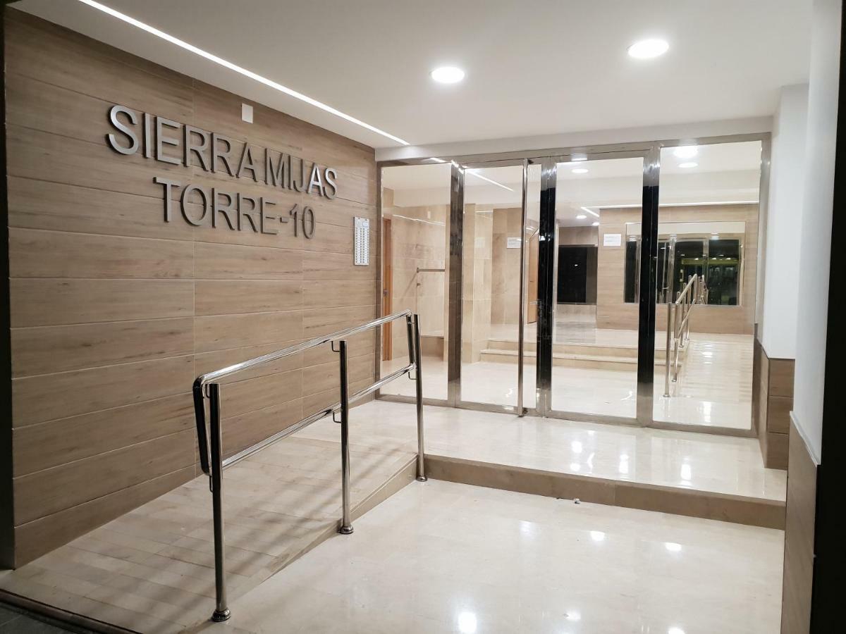 Ferienwohnung Atico Con Gran Terraza Fuengirola Exterior foto